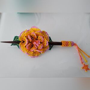 Handcrafted Beaded Floral Hairpin